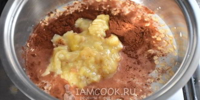 Рецепт шоколадной овсяной каши с бананом