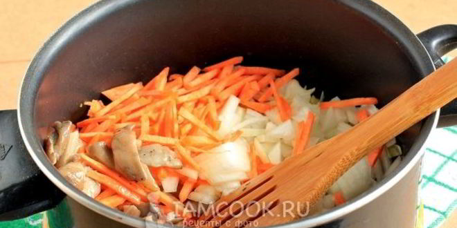 Рецепт перловки с грибами и луком