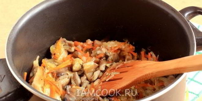 Рецепт перловки с грибами и луком