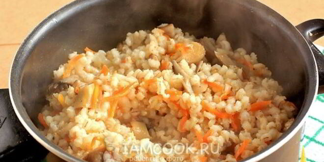 Рецепт перловки с грибами и луком