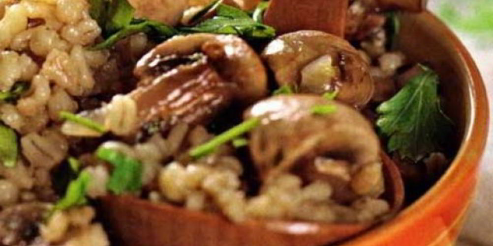 Как приготовить перловку с грибами в горшочке
