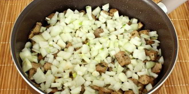 Рецепт перловки с мясом в горшочке в духовке