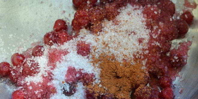 Рецепт рисовой каши с брусничным сиропом и бананом