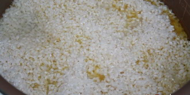 Рецепт рисовой каши с домашней курицей в мультиварке