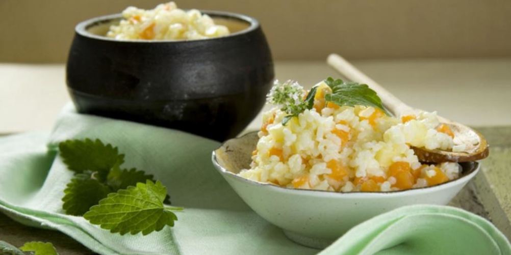 Как приготовить рисовую кашу с тыквой и яблоком