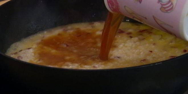 Рецепт рисовой каши со сморчками и зеленым горошком