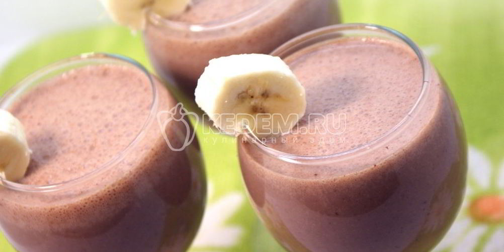 Как приготовить бананово-шоколадный коктейль