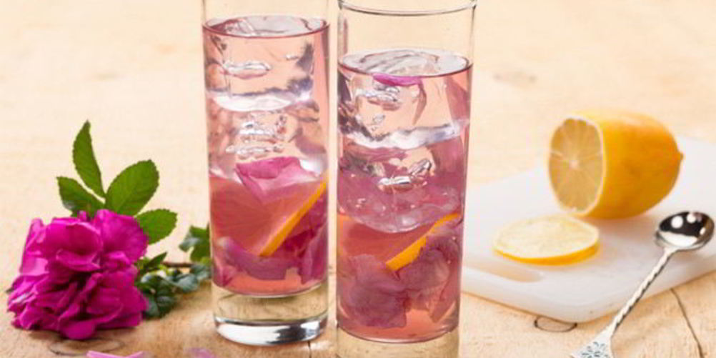 Как приготовить розовый чай