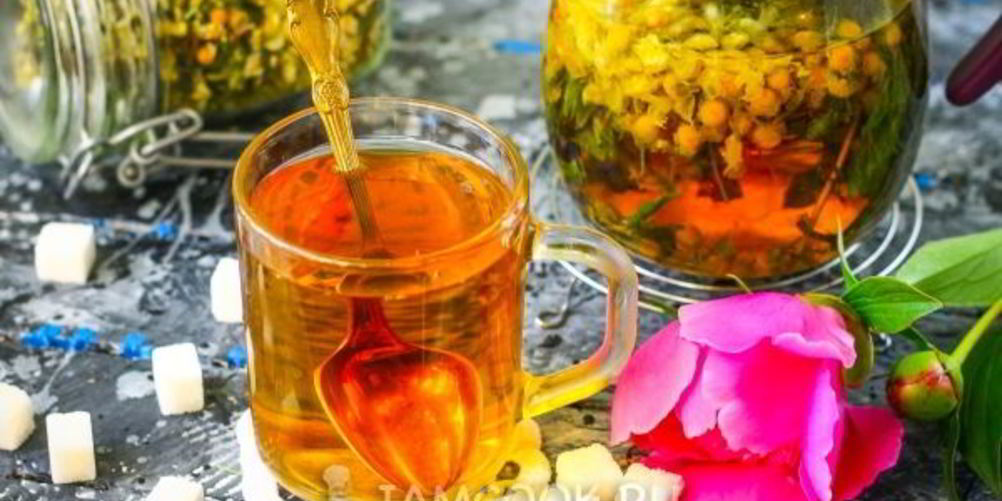 Как приготовить цветочный чай с ромашкой, акацией и мятой