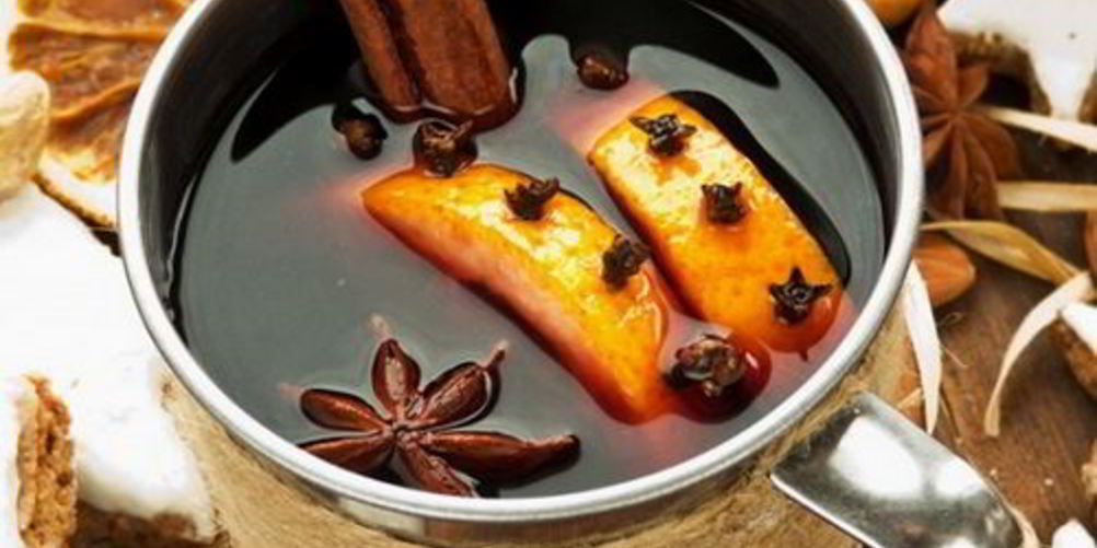 Как приготовить глинтвейн с анисом и фруктами