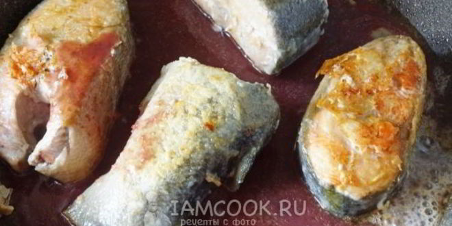 Рецепт кеты в ароматном соусе глинтвейн