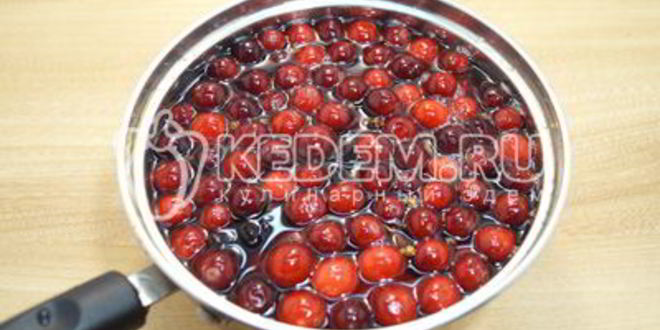 Рецепт клюквенного безалкогольного глинтвейна