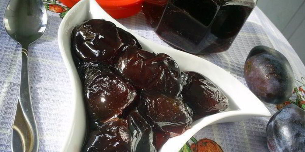 Как приготовить карамелизированные сливы в густом сиропе