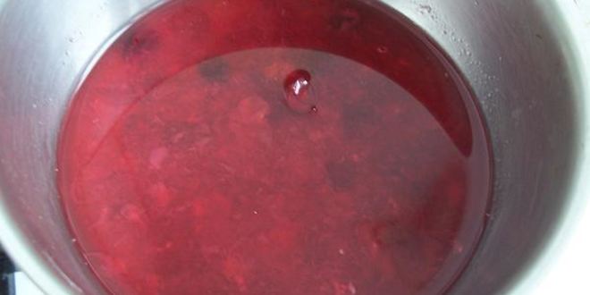 Рецепт киселя клюквенного горячего со сливками