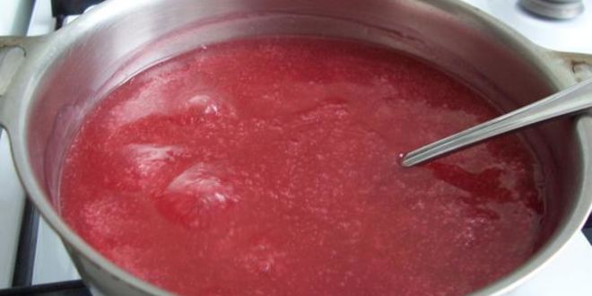 Рецепт киселя клюквенного горячего со сливками