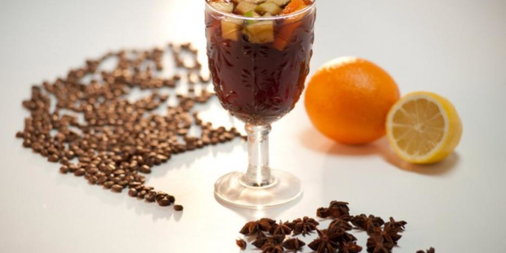 Как приготовить кофе с безалкогольным глинтвейном