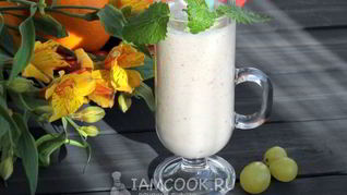 Рецепт Коктейля из шампанского с клубникой