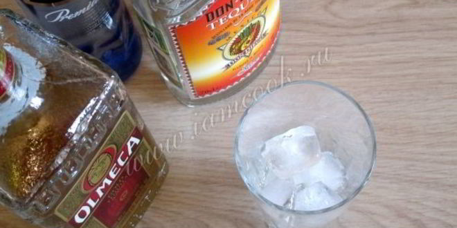 Рецепт коктейля голубая лагуна