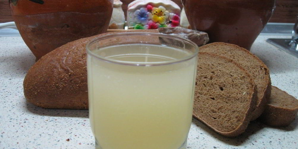 Как приготовить квас из риса и изюма