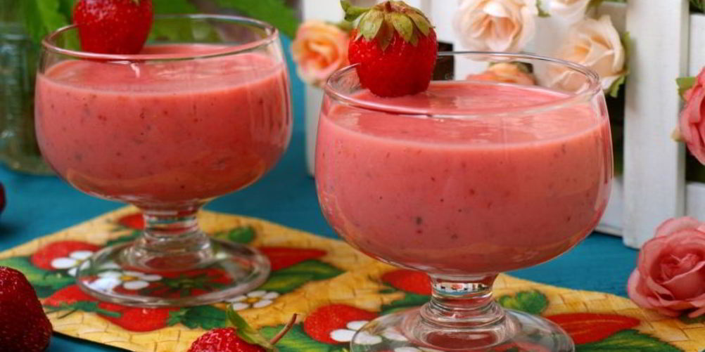 Как приготовить клубничный ликер со сгущенкой