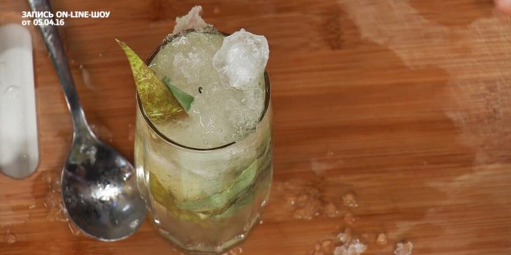 Как приготовить грушевый лимонад с шалфеем