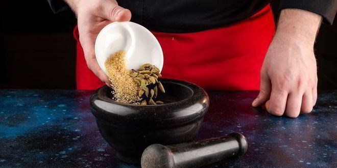 Рецепт лимонада из голубики с кардамоном