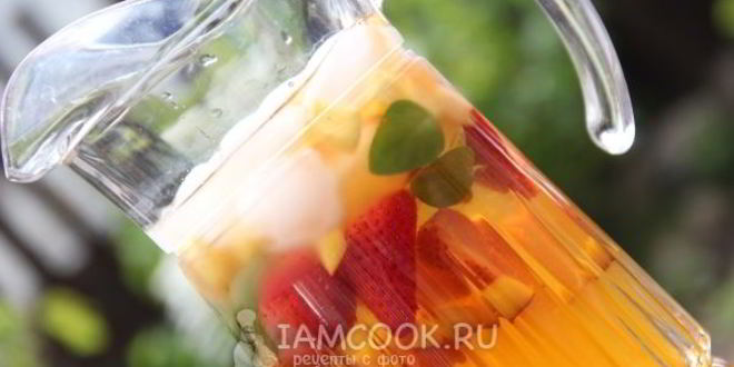 Рецепт лимонада из зеленого чая с ягодами и фруктами