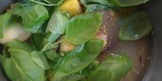 Рецепт лимонада персик-базилик