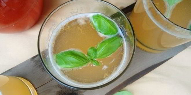 Рецепт лимонада персик-базилик