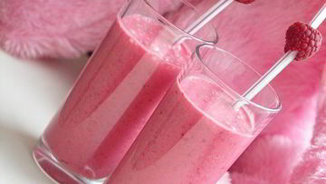 Рецепт Малинового коктейля с корицей