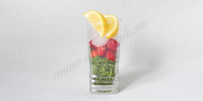 Рецепт клубничного мохито, безалкогольного
