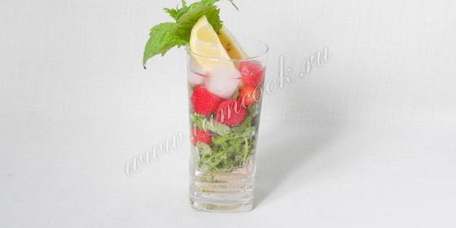 Рецепт клубничного мохито, безалкогольного