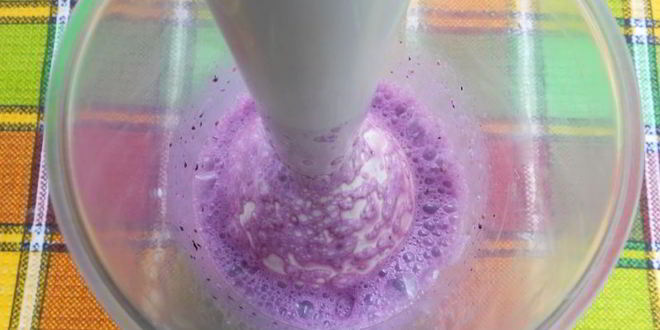 Рецепт молочного коктейля с черникой