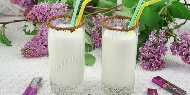 Рецепт молочного коктейля с мороженым