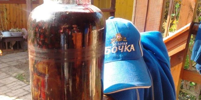 Рецепт наливки из черноплодной рябины