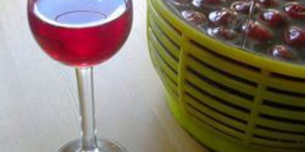 Как приготовить вишневую наливку