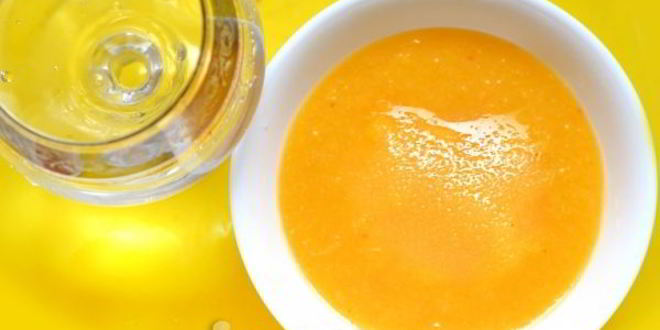 Рецепт персикового коктейля с красным вином