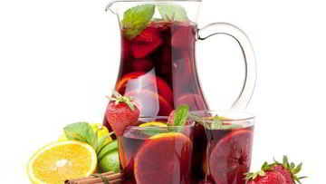 Рецепт Пунша со сливовым вином и ананасом