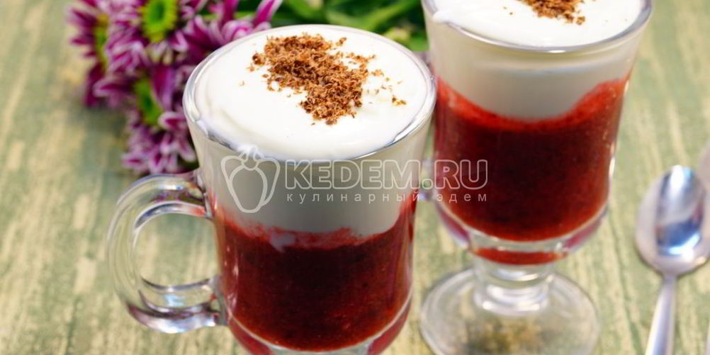 Как приготовить брусничный смузи со сливками