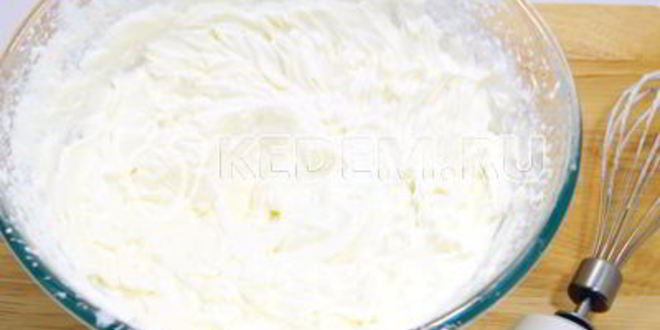 Рецепт брусничного смузи со сливками