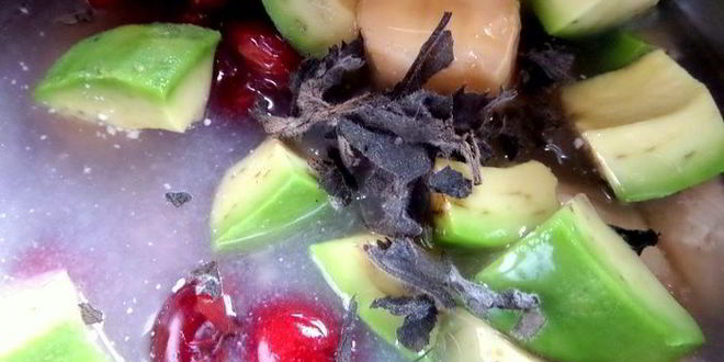 Рецепт черешневого смузи с авокадо