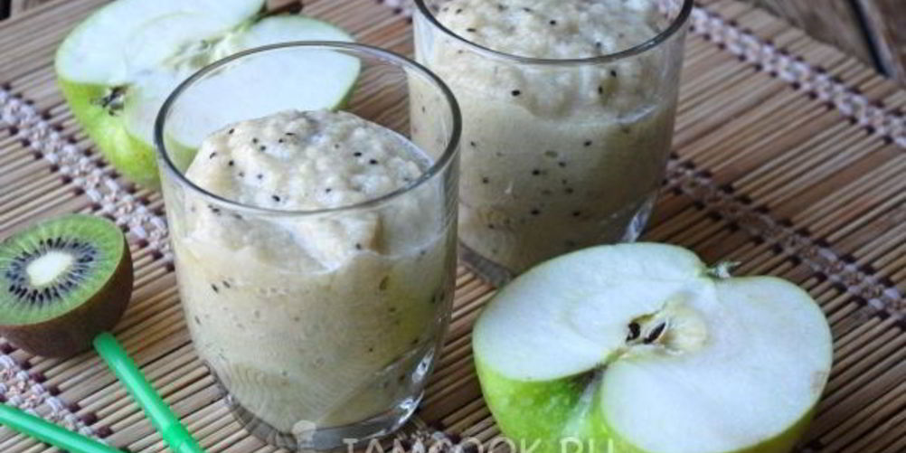 Как приготовить смузи из киви, банана и яблока