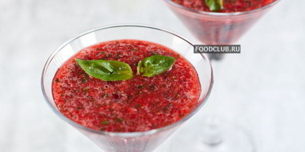 Как приготовить смузи из клубники с базиликом