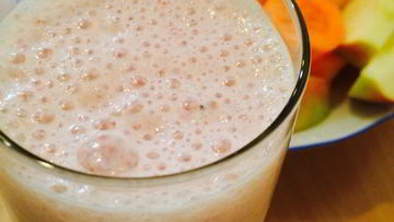 Рецепт Смузей из замороженных фруктов с овсяными хлопьями