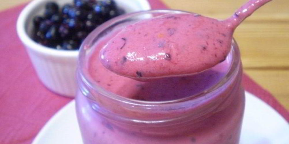 Как приготовить смузи из замороженных ягод