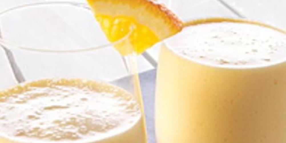 Как приготовить смузи с фруктами и йогуртом