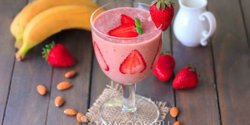 Как приготовить смузи с миндальным молоком