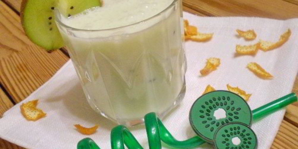 Как приготовить ягодный смузи