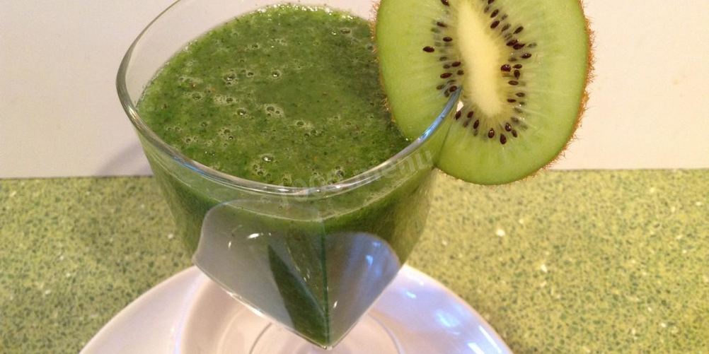 Как приготовить зеленый смузи с киви и медом