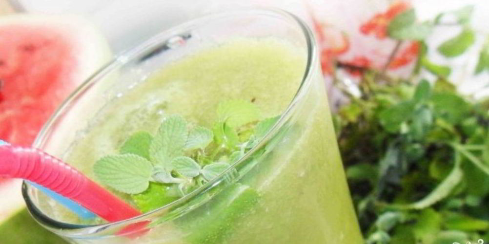 Как приготовить зеленый коктейль с лимоном
